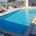 Magnifique Avec Piscine Et *