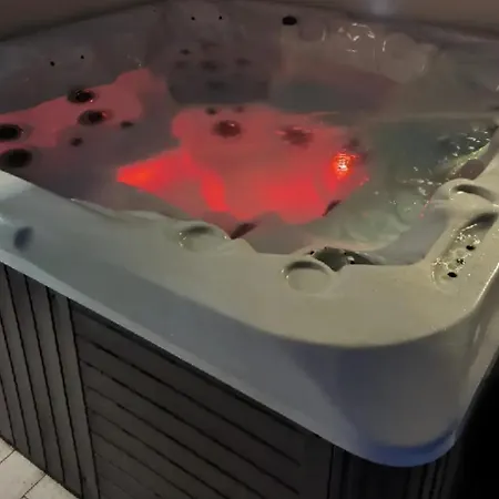 Magnifique Avec Piscine Et ヴィラ *