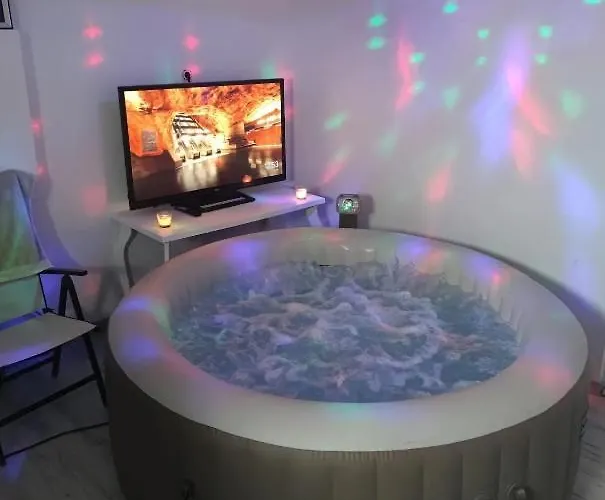 Magnifique Avec Piscine Et Vila *